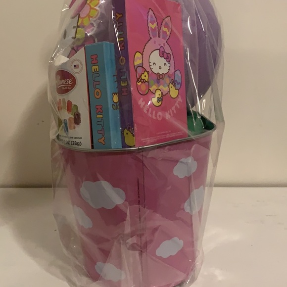 Hello Kitty Easter Basket Gift Set Brand New in Sealed package. - Picture 4 of 6
